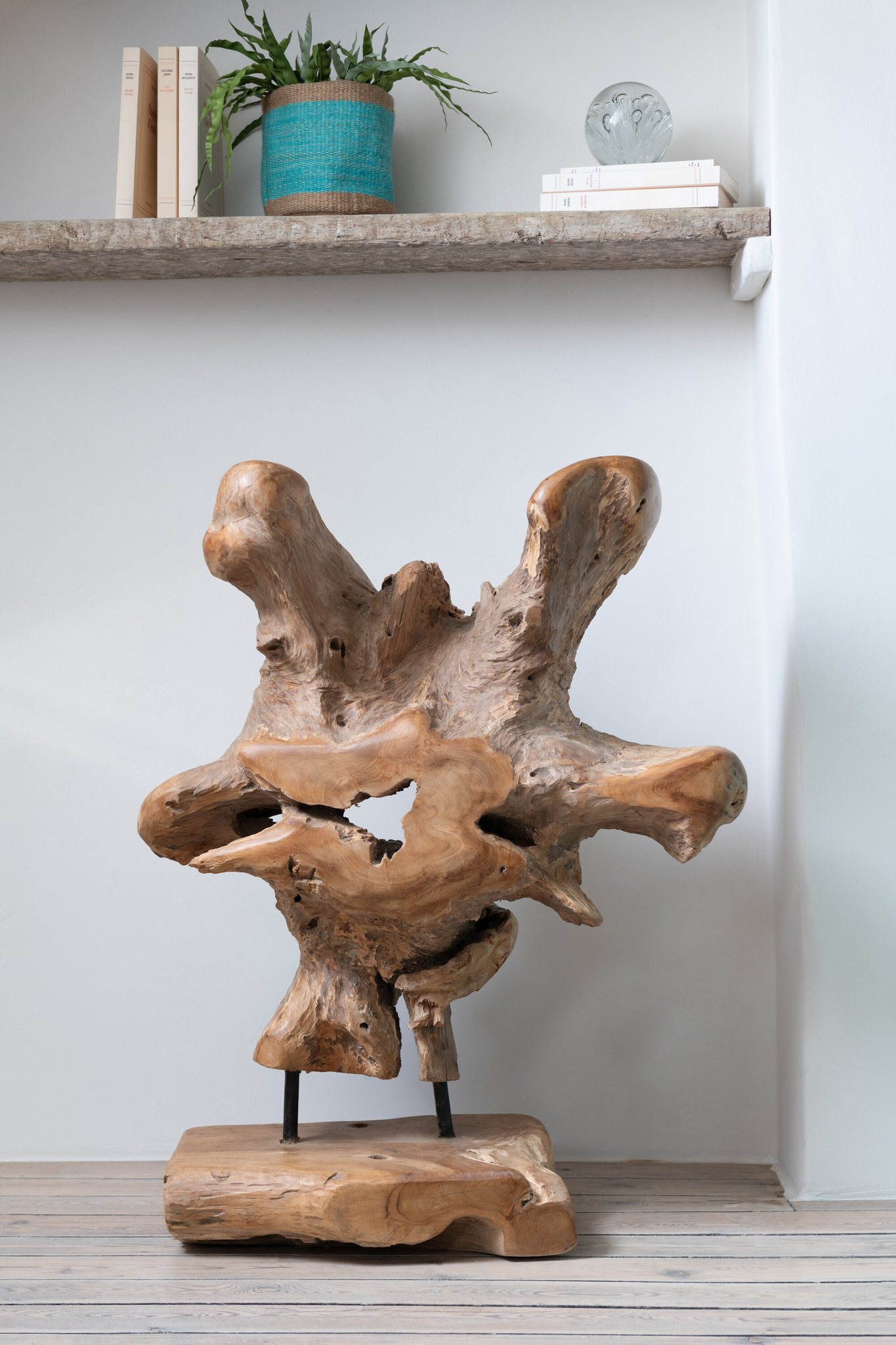 Stehende Wurzel-Dekoration aus naturbelassenem Teakholz – Bild 3