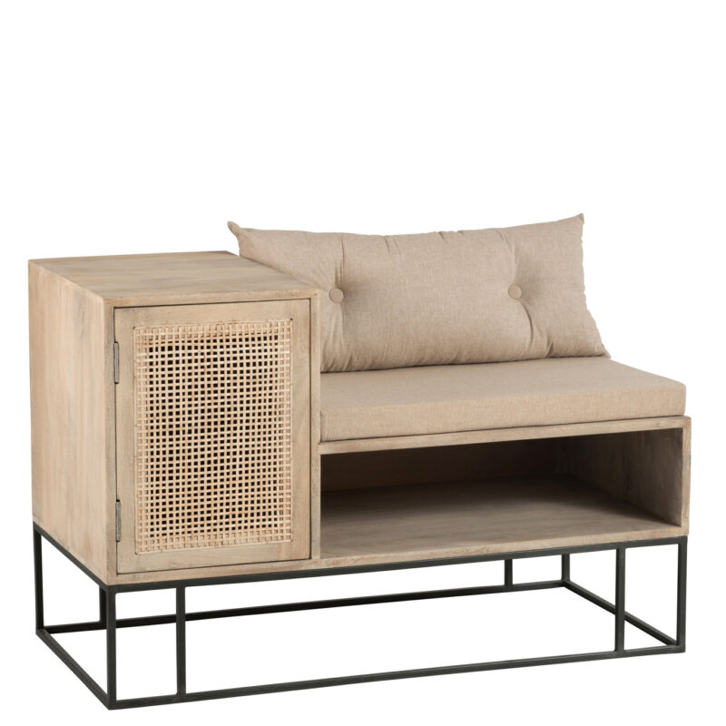 Stilvolle Eingangsbank aus Naturmaterialien mit geflochtenen Details