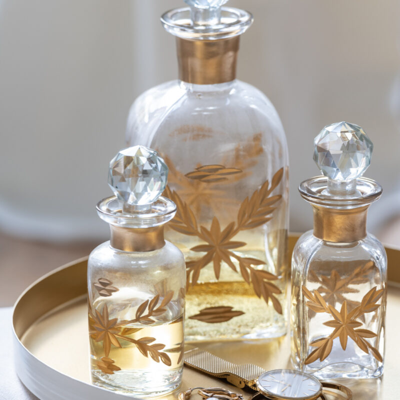 Karafenset Chloe aus Glas mit goldenen Akzenten