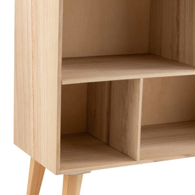 Regal House auf Füßen