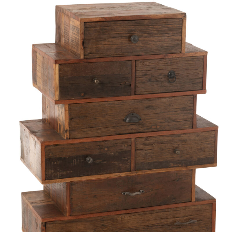 Regal Vinto aus recyceltem Holz