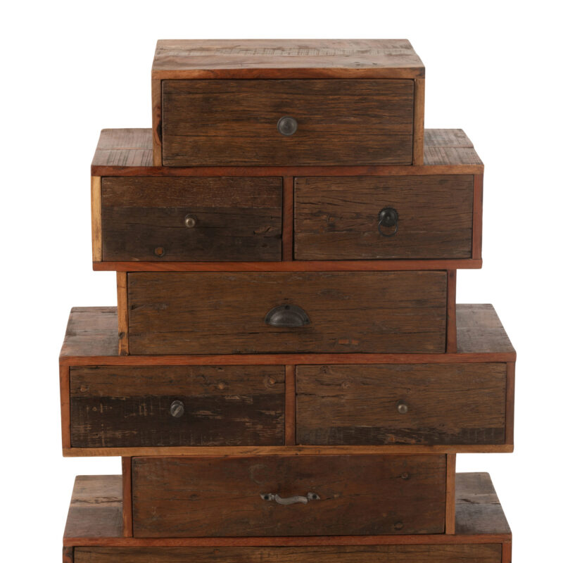 Regal Vinto aus recyceltem Holz