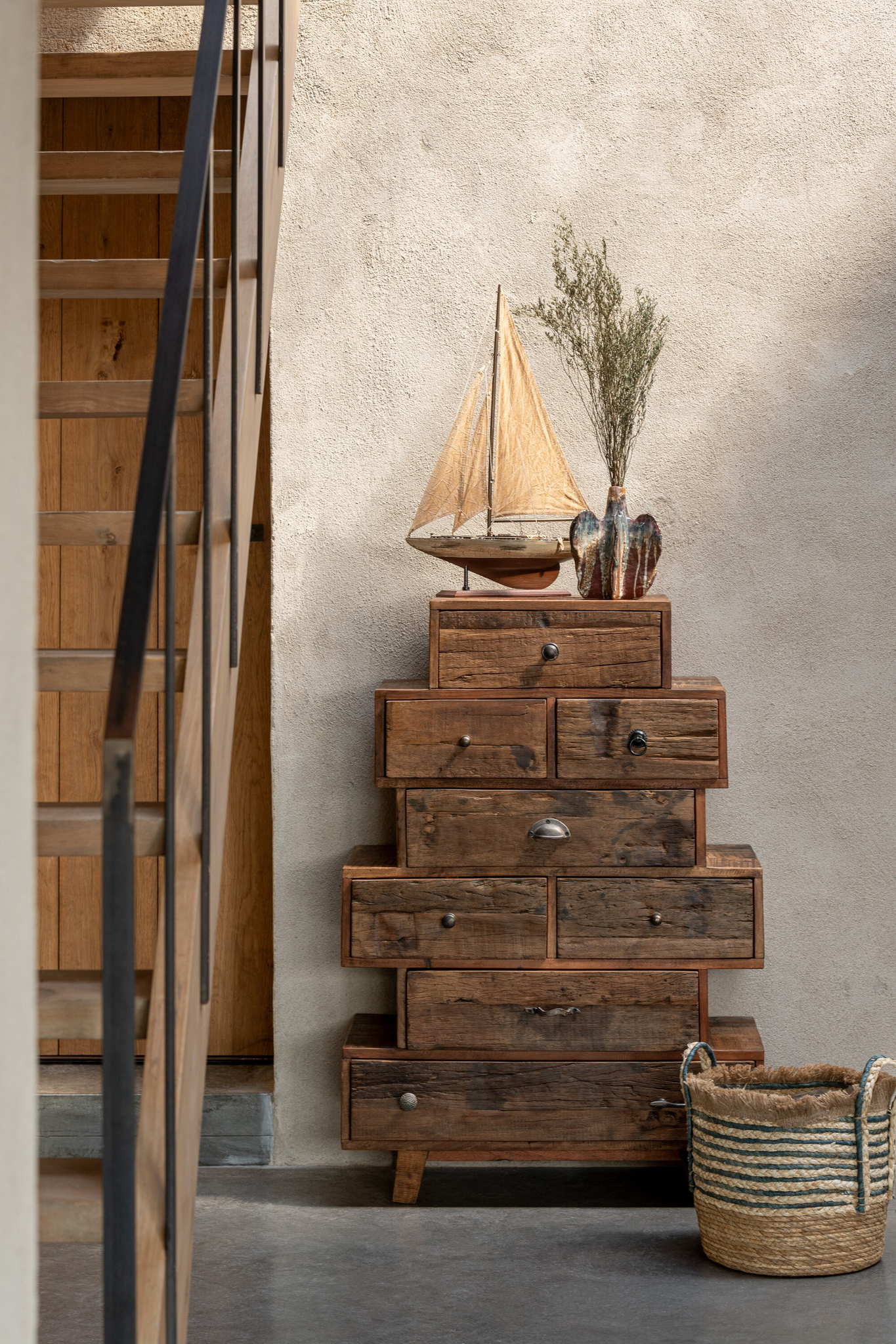 Regal Vinto aus recyceltem Holz – Bild 9