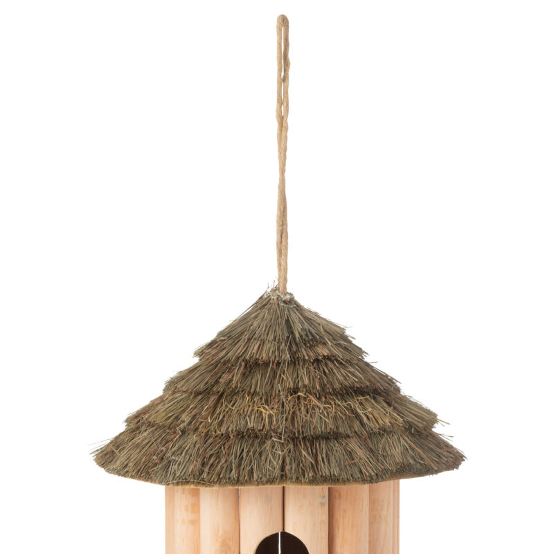 Hängendes Vogelhaus aus Holz und Gras