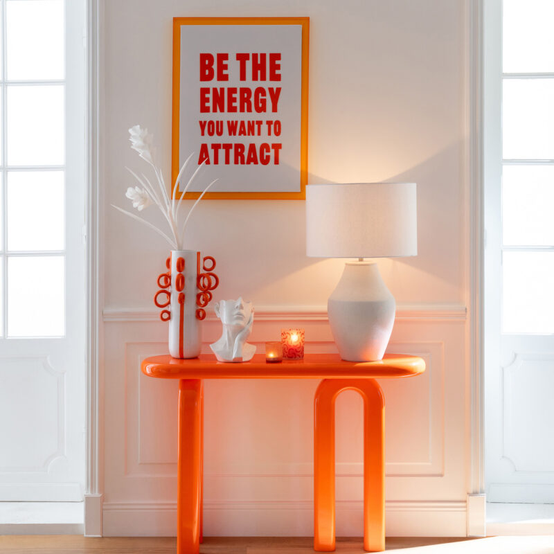 Mittelgroßer runder Juteteppich