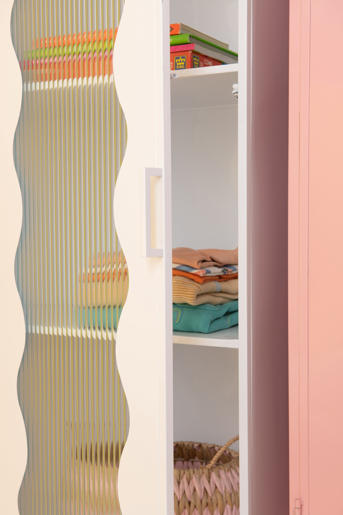 Schrank Waves aus Glas und Eisen – Bild 9
